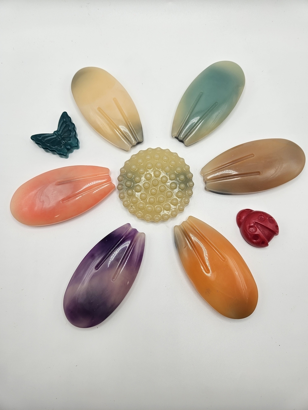 VINTAGE Unique Acrylic Plastic Pastel Flower Petal Magnet Set Ladybug Butterfly